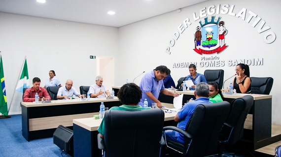Câmara Municipal de Rochedo aprova 8% de aumento para servidores.